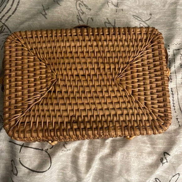 Source Unknown Handbags - Straw crossbody purse